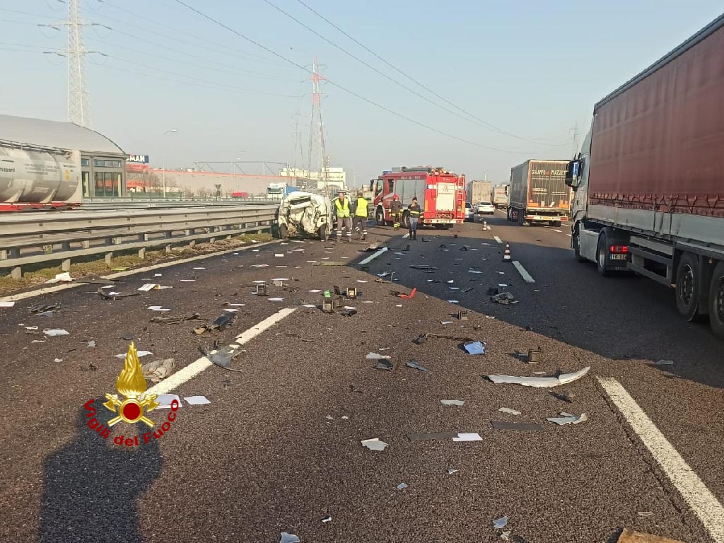 Incidente tamponamento autostrada A4 Verona Sud -Verona Est