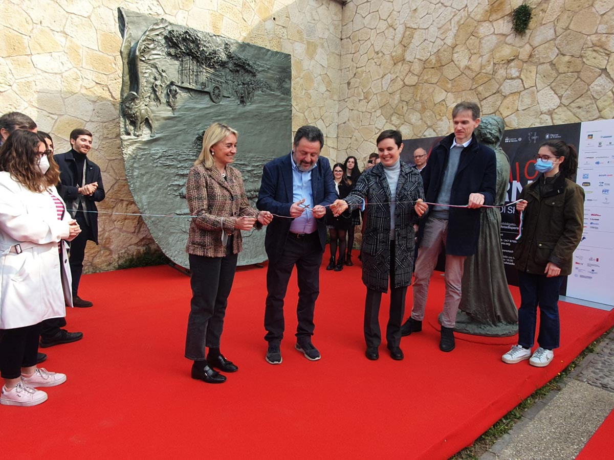 Mostra Dante taglio nastro bastione maddalene Il mio inferno