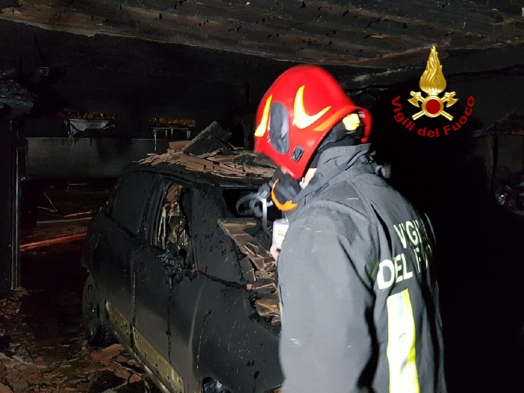 Incendio a Rivoli Veronese