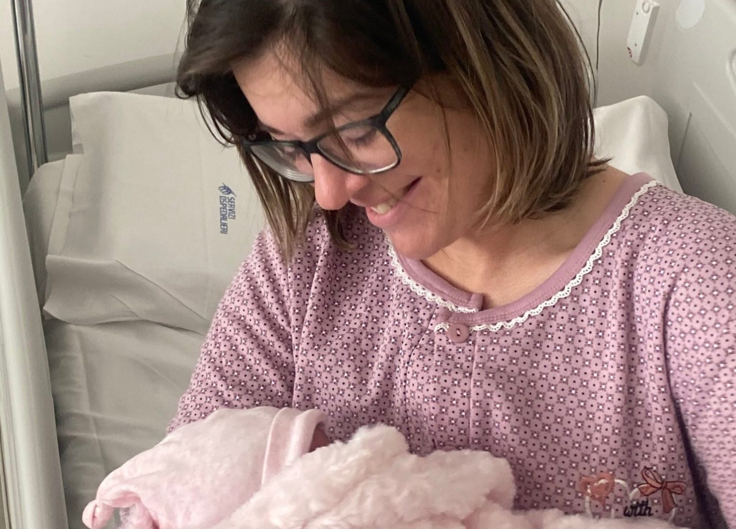 Una delle mamme che ha partorito a casa con la guida del 118