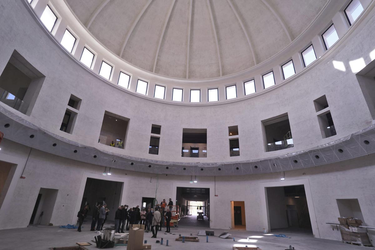 Gli spazi della ghiacciaia degli ex Magazzini generali di Verona durante la ristrutturazione per l'arrivo di Eataly