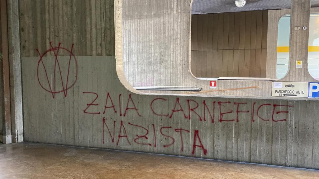 Scritte no vax Azienda Zero Regione Veneto