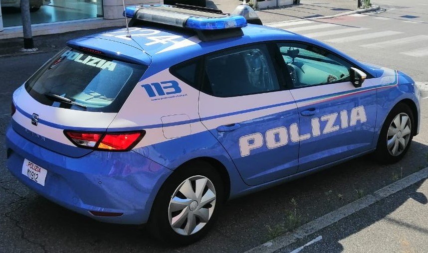 Agenti della Polizia Verona matasse rame furto