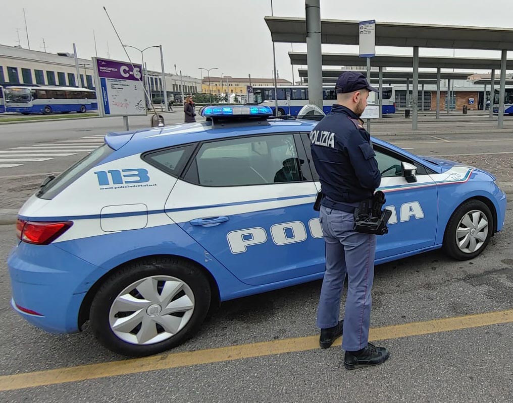 Polizia droga stazione verona porta nuova