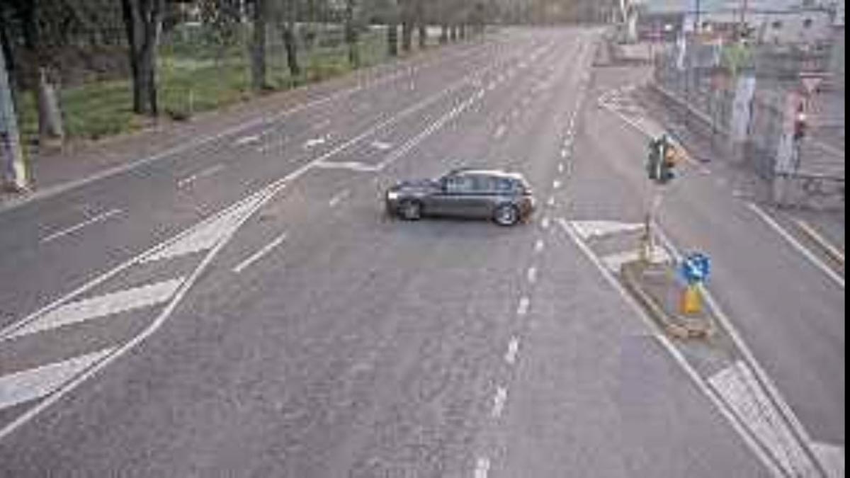 Via Torbido - inversione a U vietata