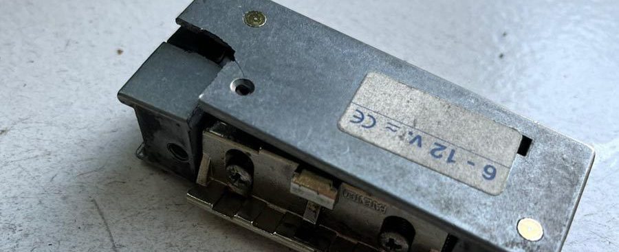 tentativo di scasso sede campagna Flavio Tosi