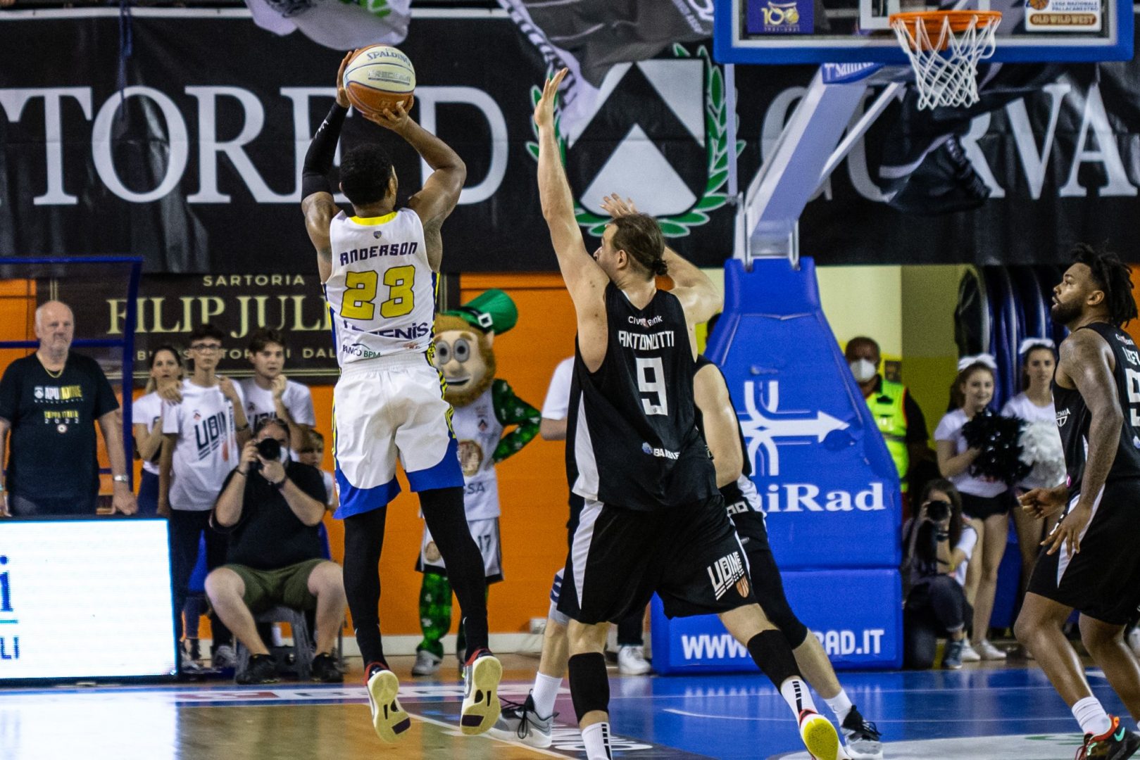 Anderson di Tezenis Verona