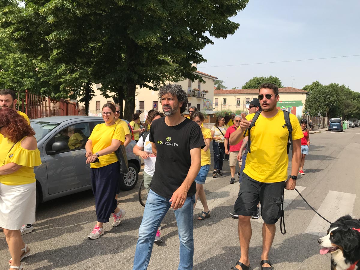 Damiano Tommasi camminata quartieri borgo trieste