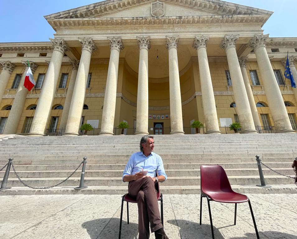 Sboarina confronto pubblico palazzo barbieri