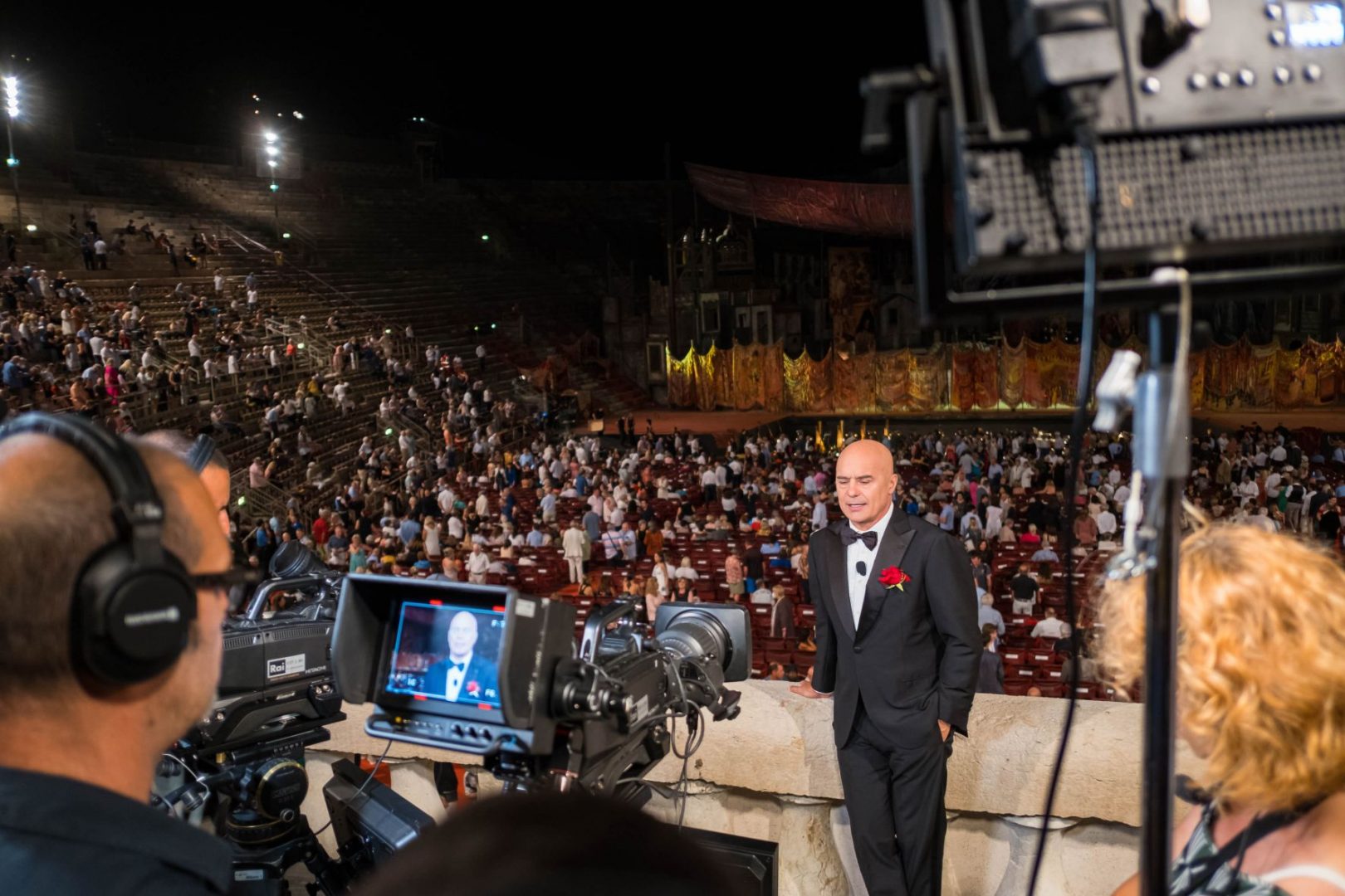 Luca Zingaretti La grande opera all'Arena di Verona La Traviata Rai 3