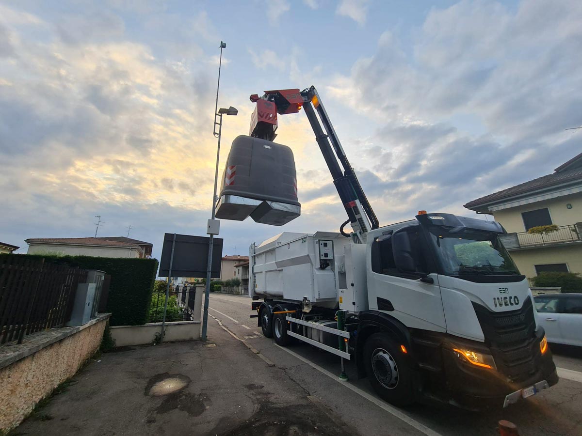 Esa Com rifiuti Esa-Com