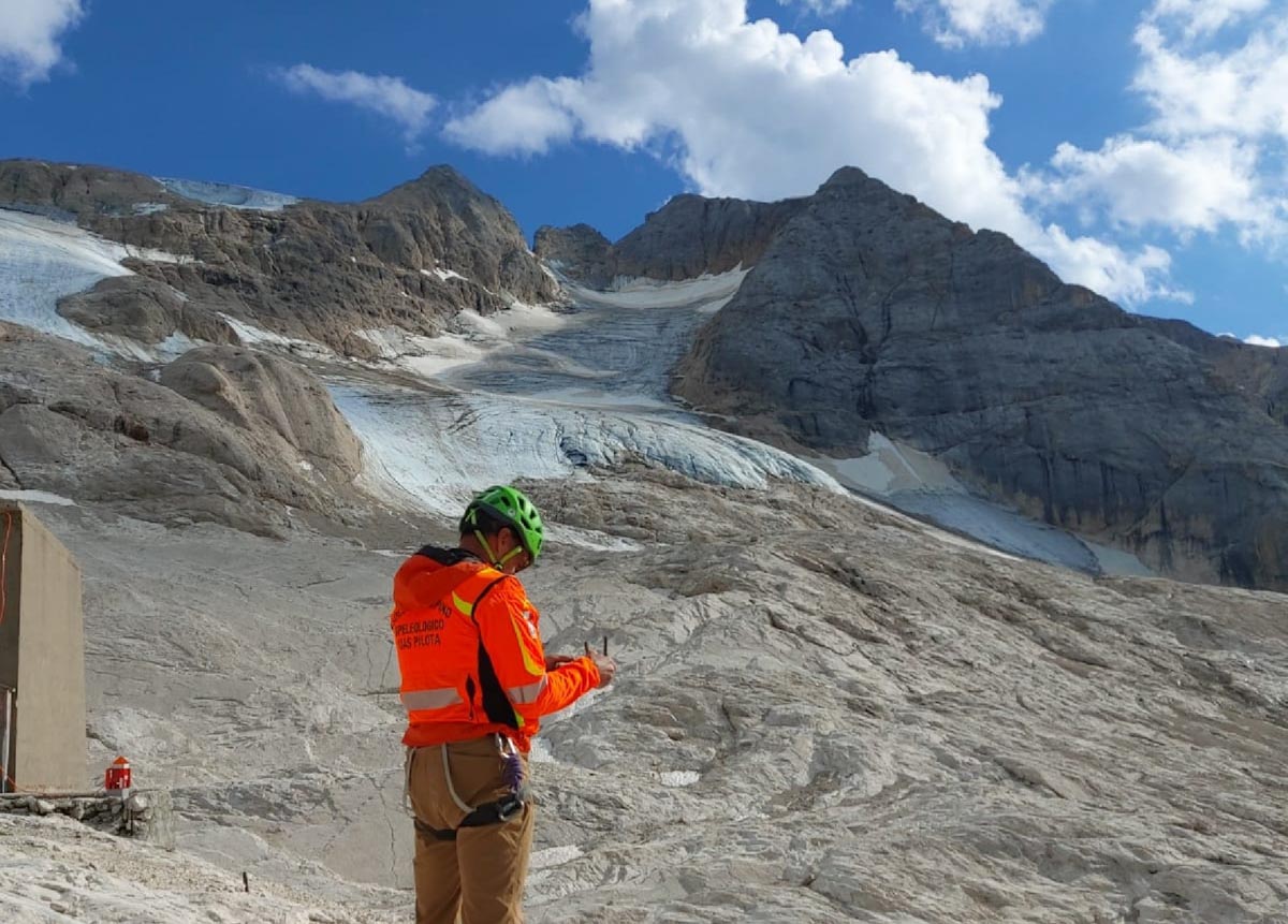ricerche soccorso alpino marmolada - orizzontale
