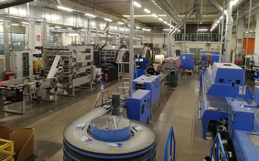 Un reparto produttivo di Elcograf.