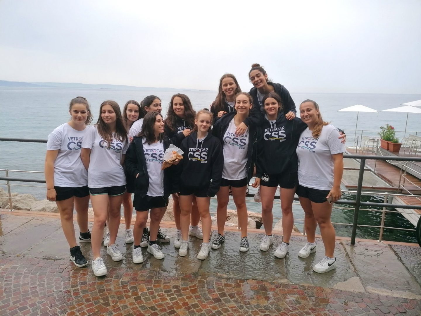 L'Under 18 di Nicole Zanetta (prima da destra).