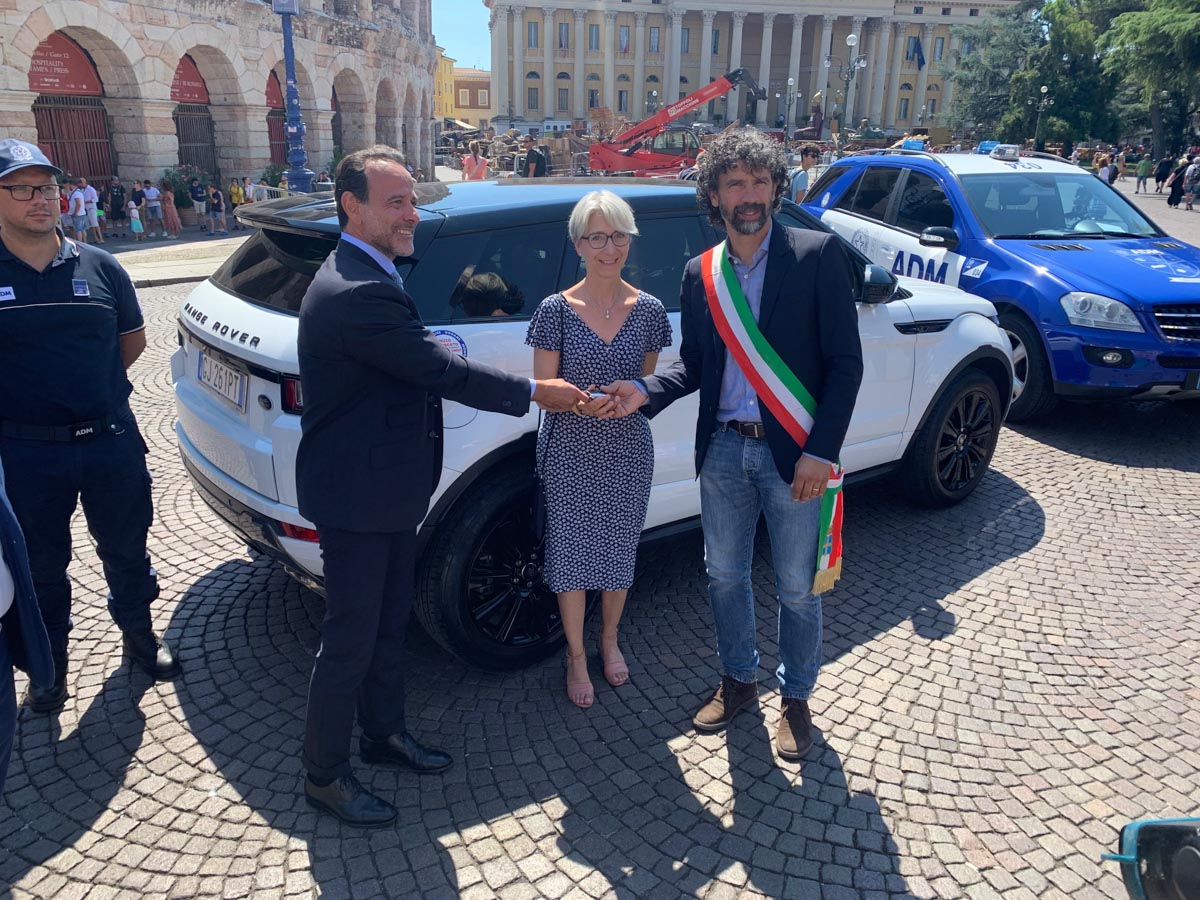 auto confiscata adm verona consegna polizia locale