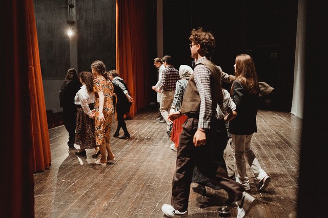 Scuola di teatro altri posti in piedi