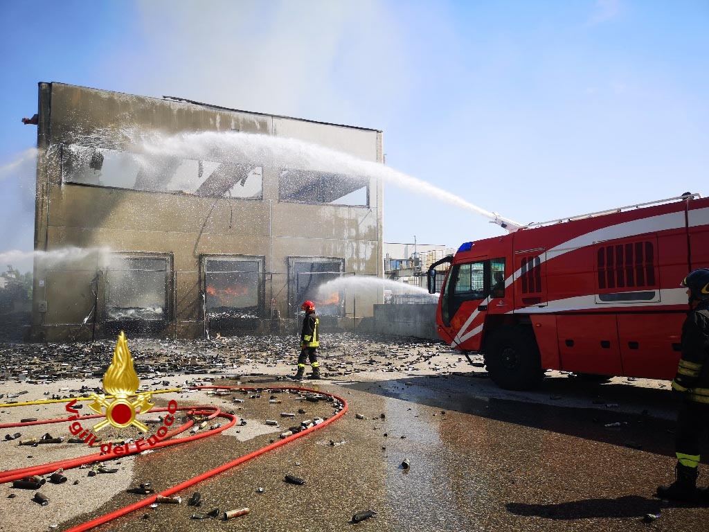 Incendio Castel d'Azzano