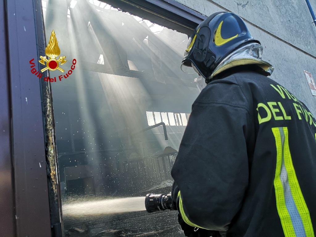 Incendio Castel d'Azzano