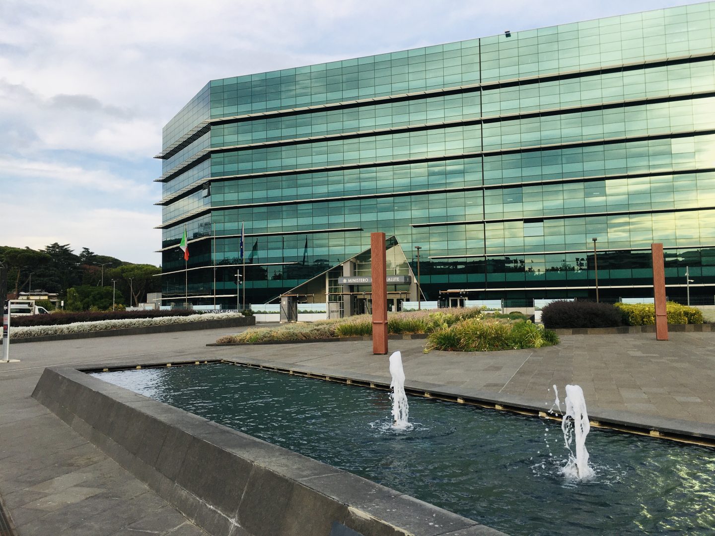 Ministero della salute allarme bomba