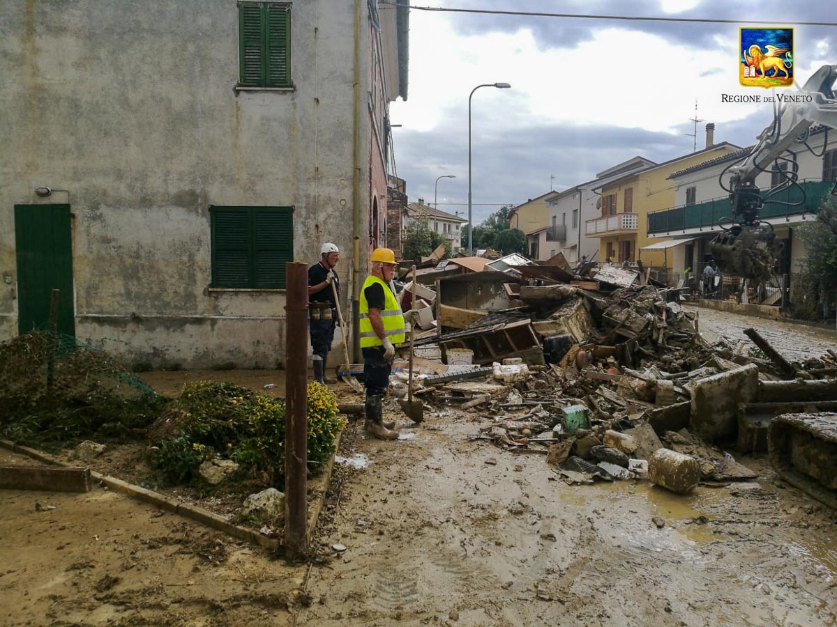 Protezione civile veneto nelle Marche