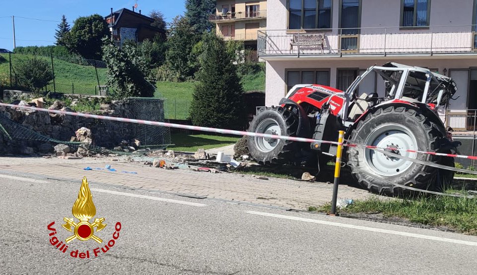 trattore incidente