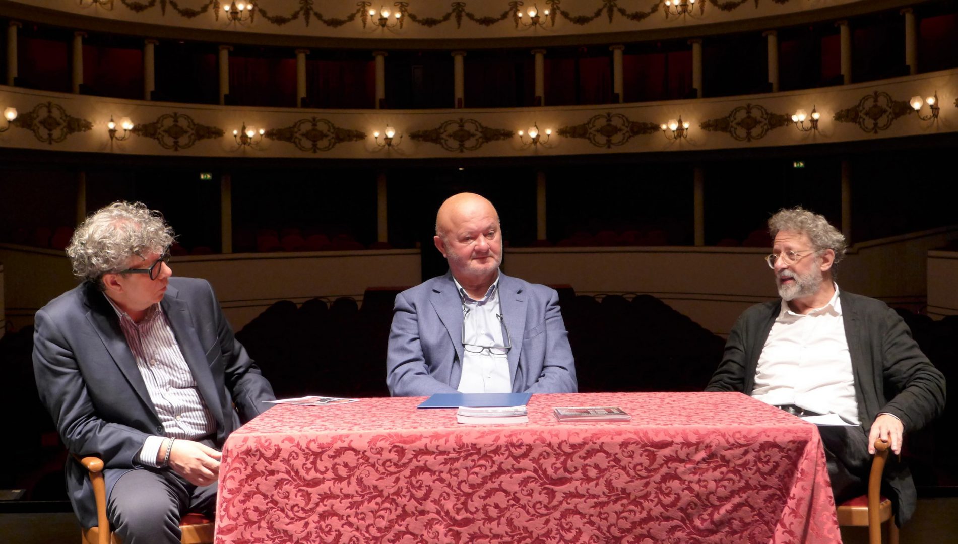 Esu a Teatro tre euro Verona