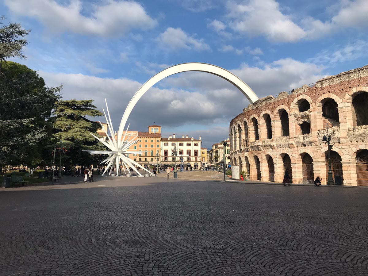 Verona Arena piazza Bra stella