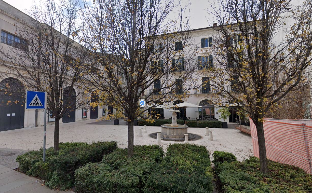 Piazza Viviani Verona pestaggio