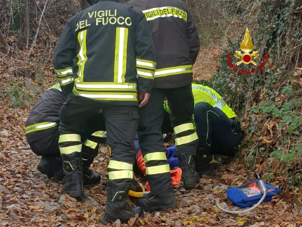 Vigili del fuoco - soccorso ciclista Torri del Benaco