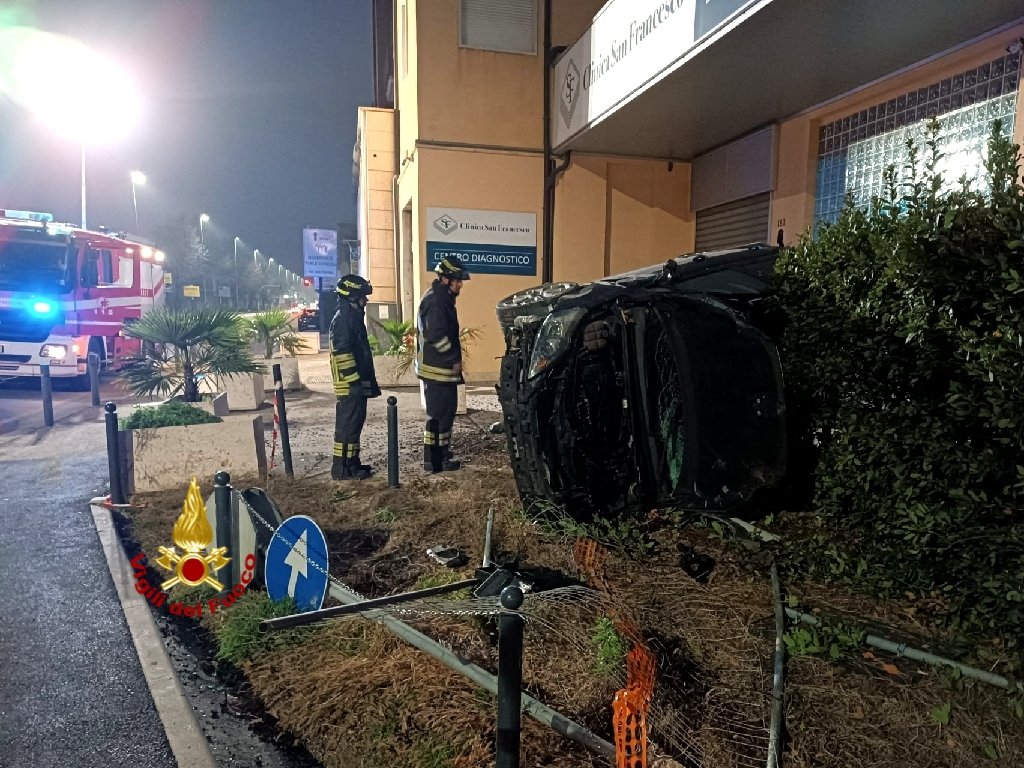 incidente via unità d'italia