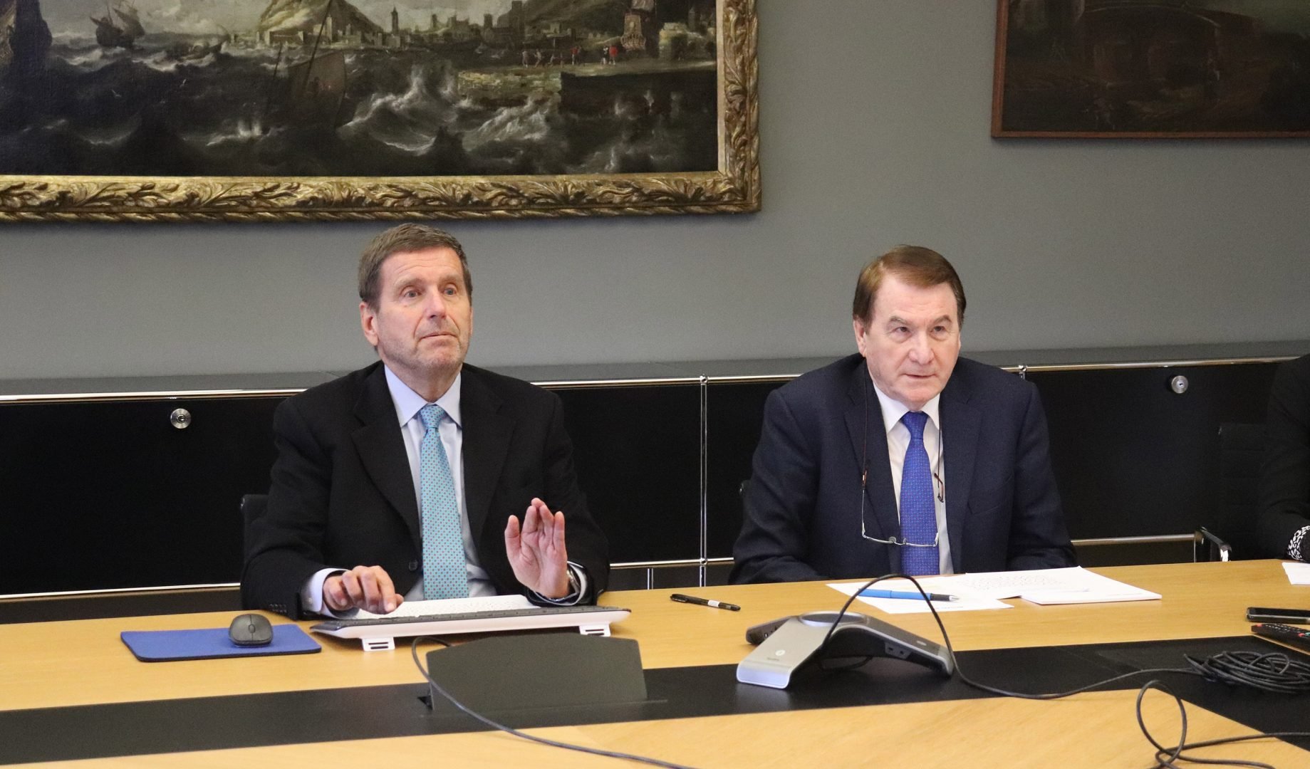 Testa - Vivian AGSM AIM