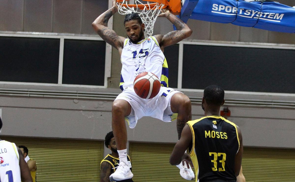 Davin Davis ai tempi del Lavrio in Grecia