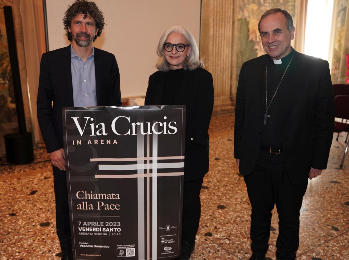 Via Crucis Arena - Vescovo Pompili, Cecilia Gasdia, Damiano Tommasi