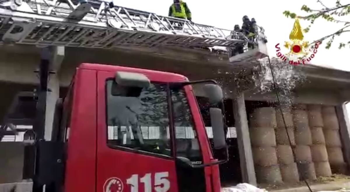 Incendio pannelli fotovoltaici