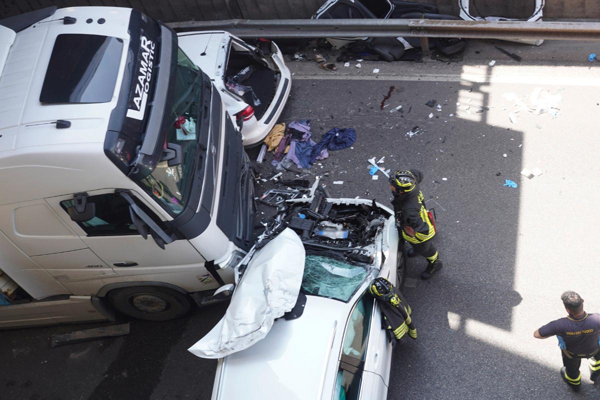 Incidente sottopasso viale Piave-Borgo Roma