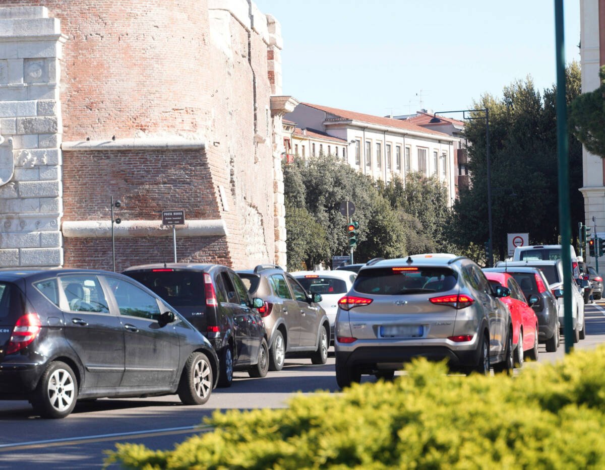 Traffico a Verona per i cantieri filobus mercoledì 26 aprile 2023