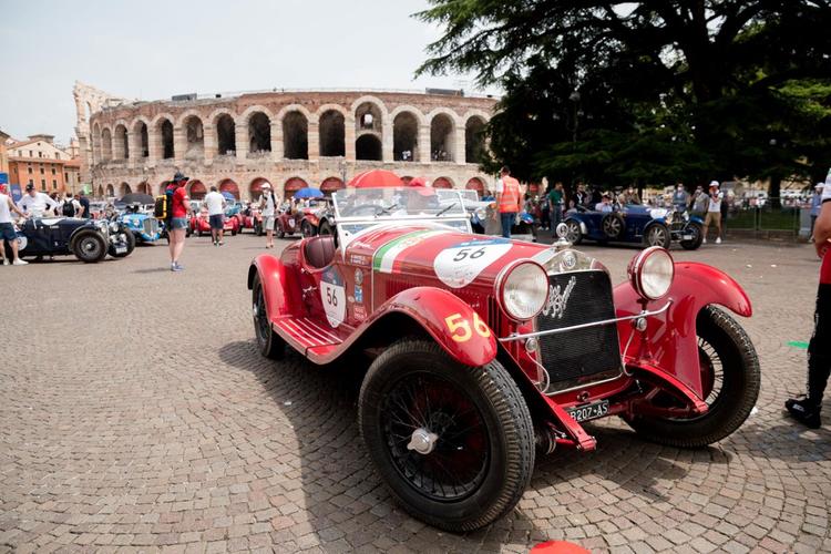 Mille Miglia Piazza Bra
