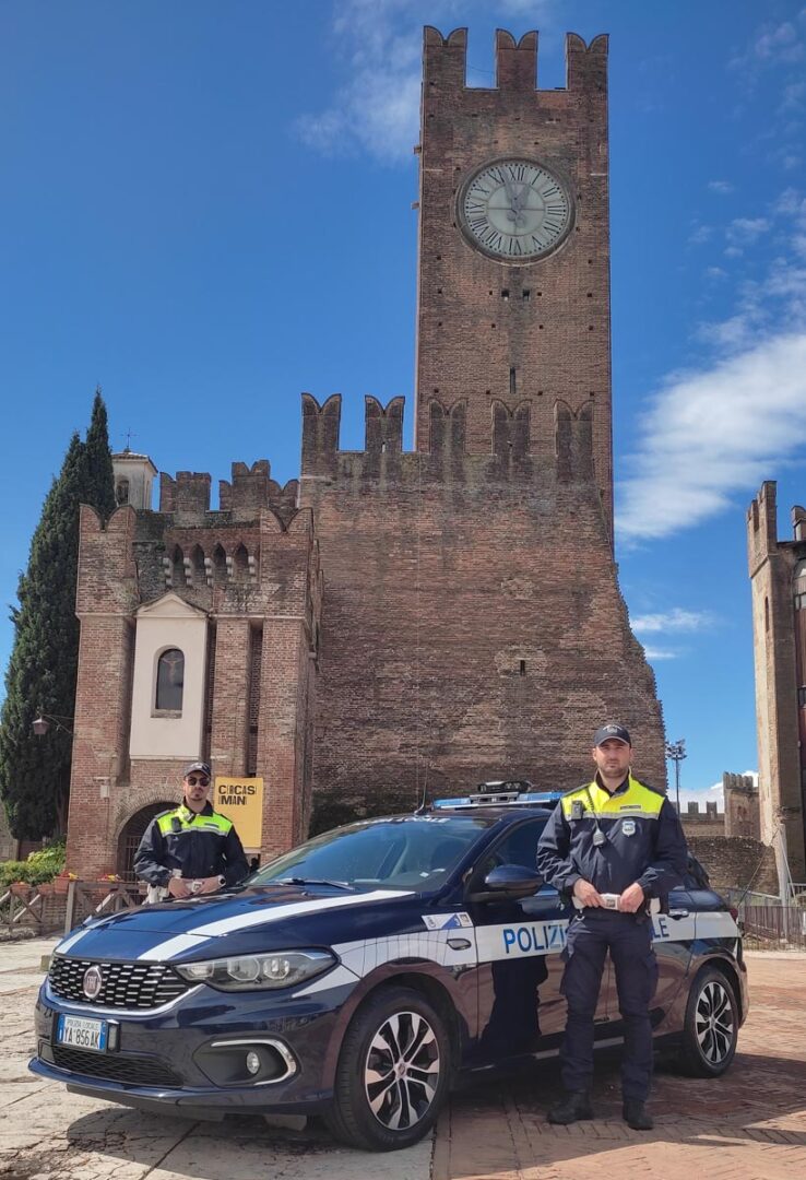 Polizia Locale di Villafranca - auto