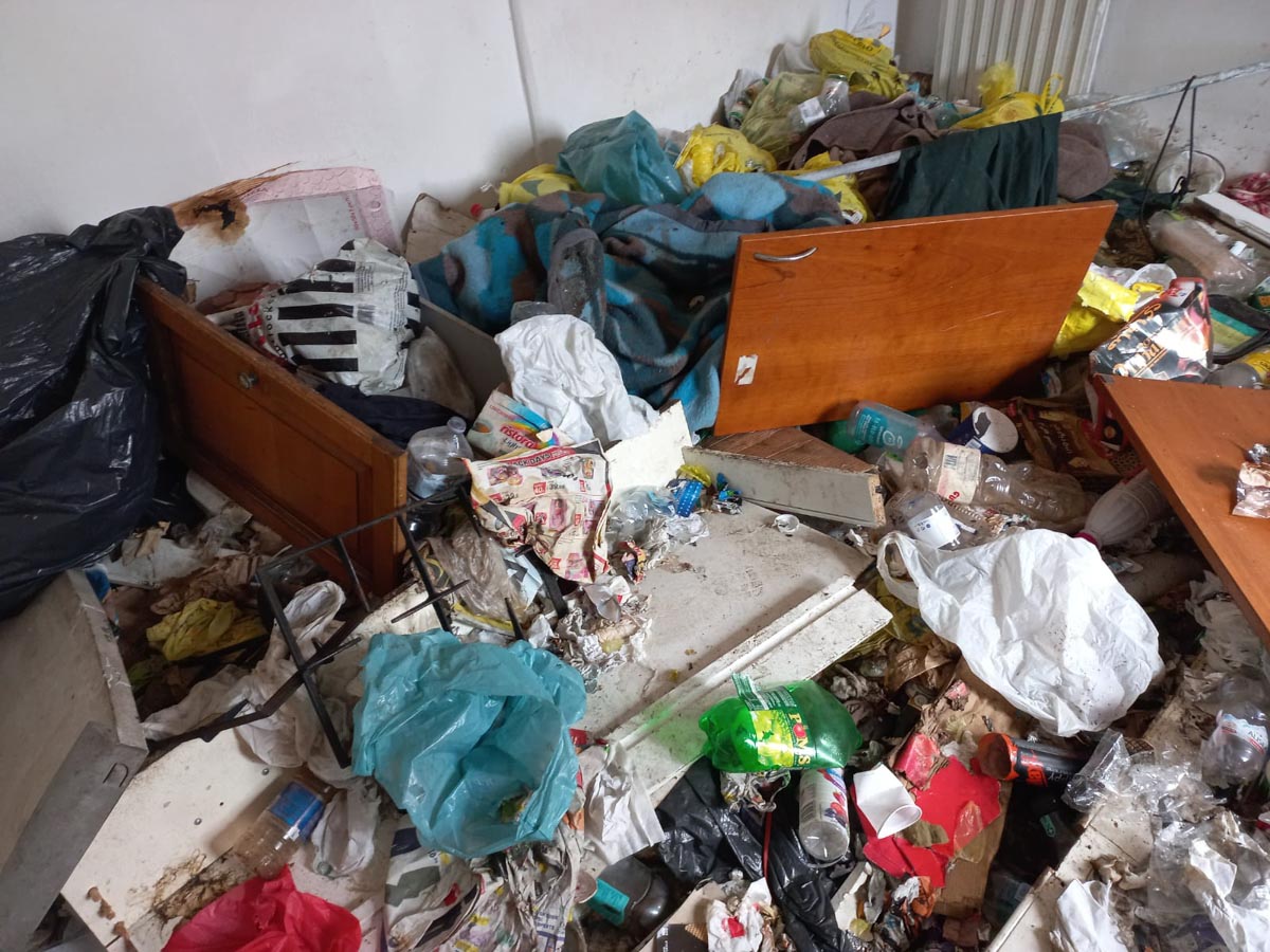 Polizia locale Verona - sgombero via Volta 26.05