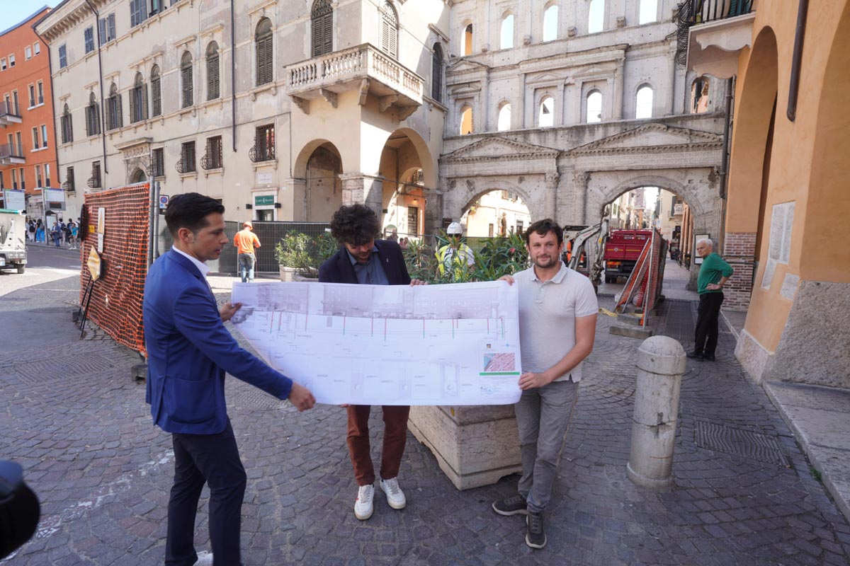 Porta Borsari - lavori Vaia conclusi (3)