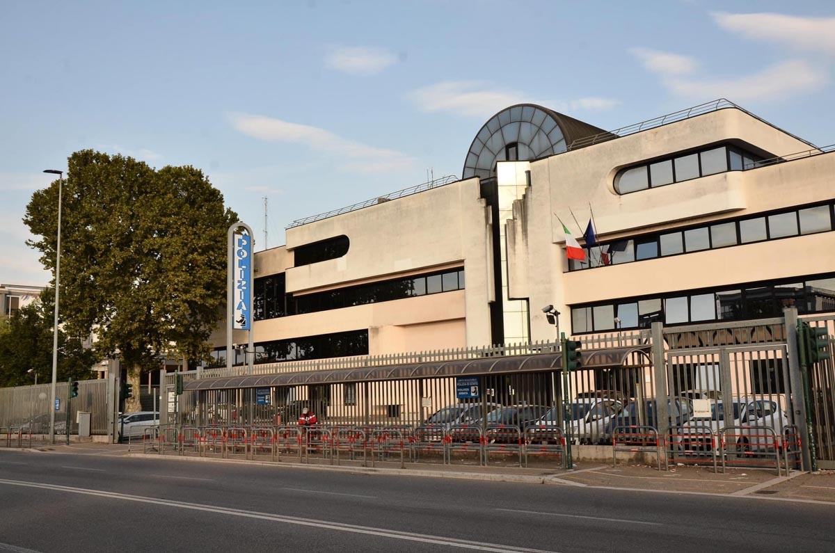 Questura di Verona - lungadige Galtarossa