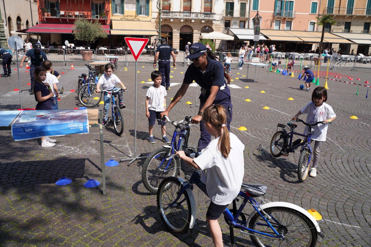 Verona - Educazione stradale scuole