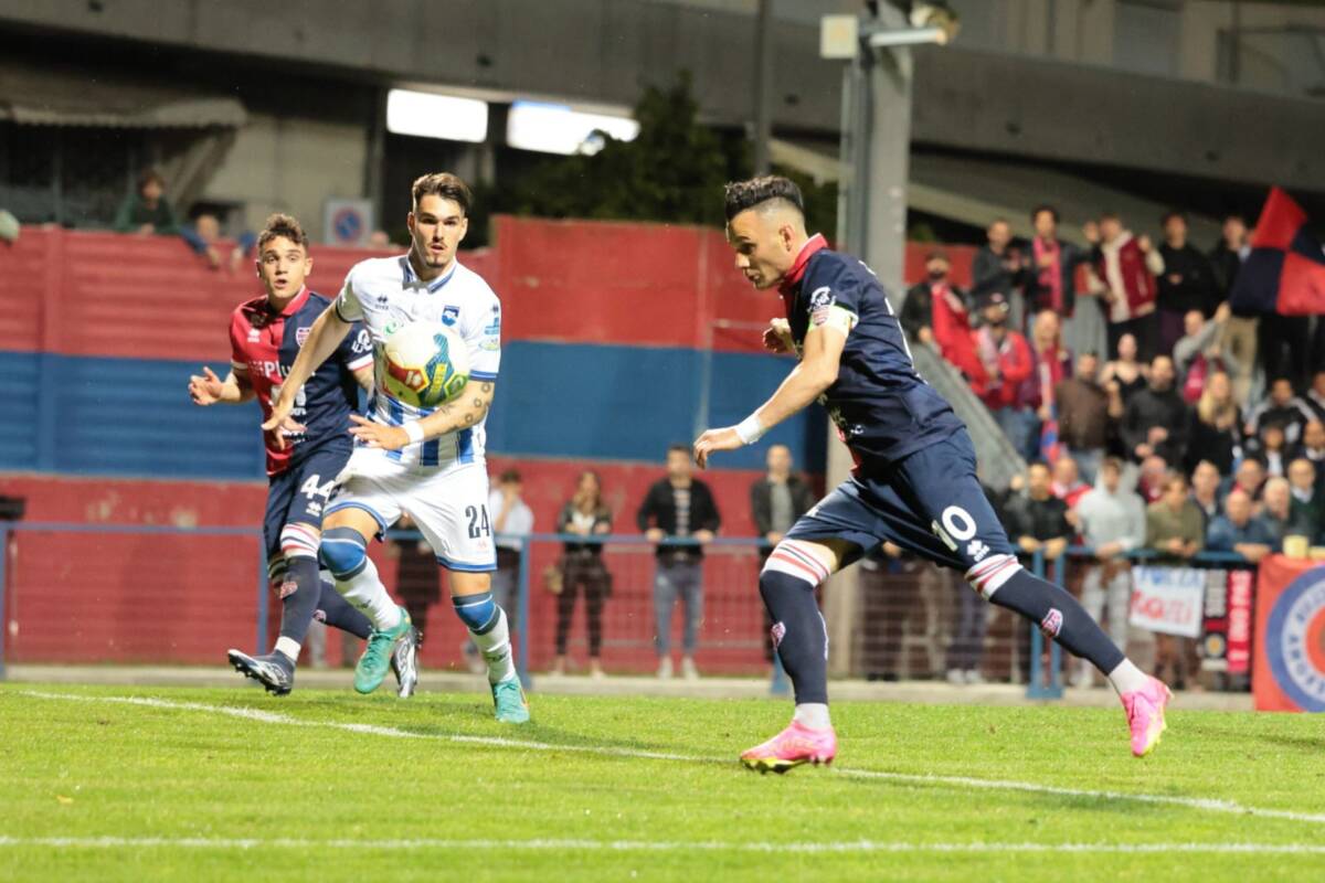 Virtus Verona-Pescara. Foto di Paolo Tacchella