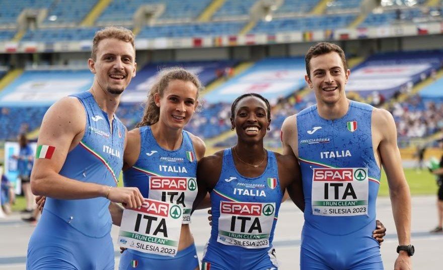 4x400 misti Anna Polinari - Foto Grana-FIDAL - PER SITO