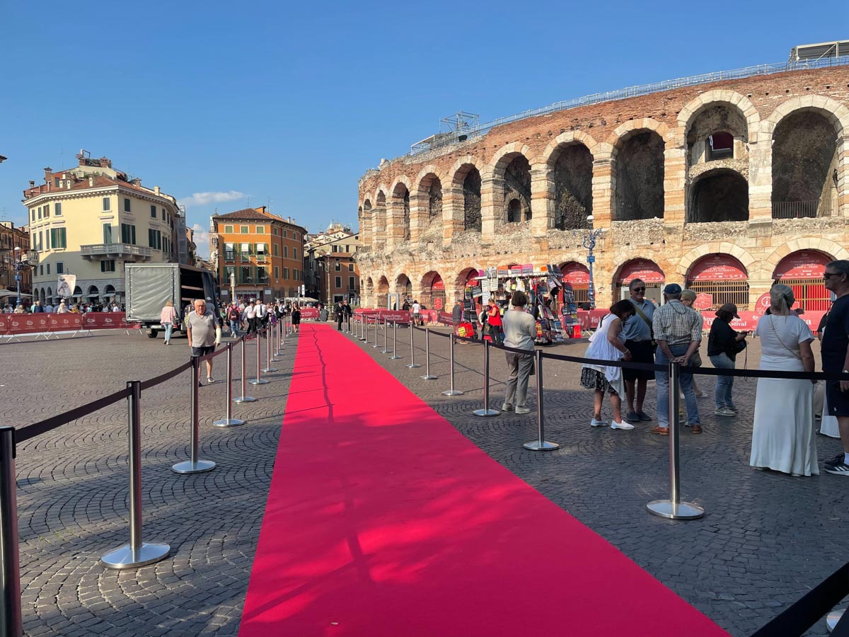 Arena Opera Festival - red carpet