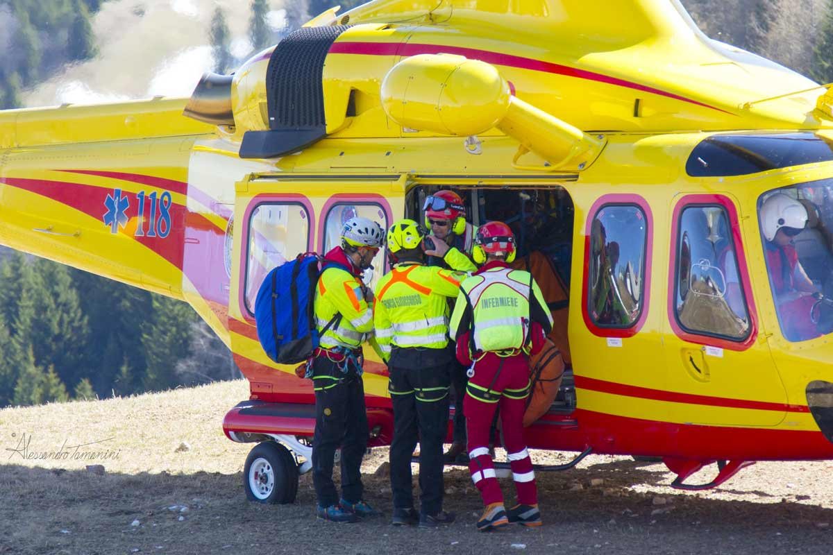 Elicottero elisoccorso - soccorso alpino trentino