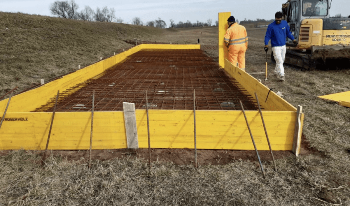 Diaframma sull'argine dell'Adige a Garzare