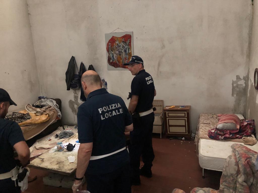 Sgombero ex Tiberghien (2)