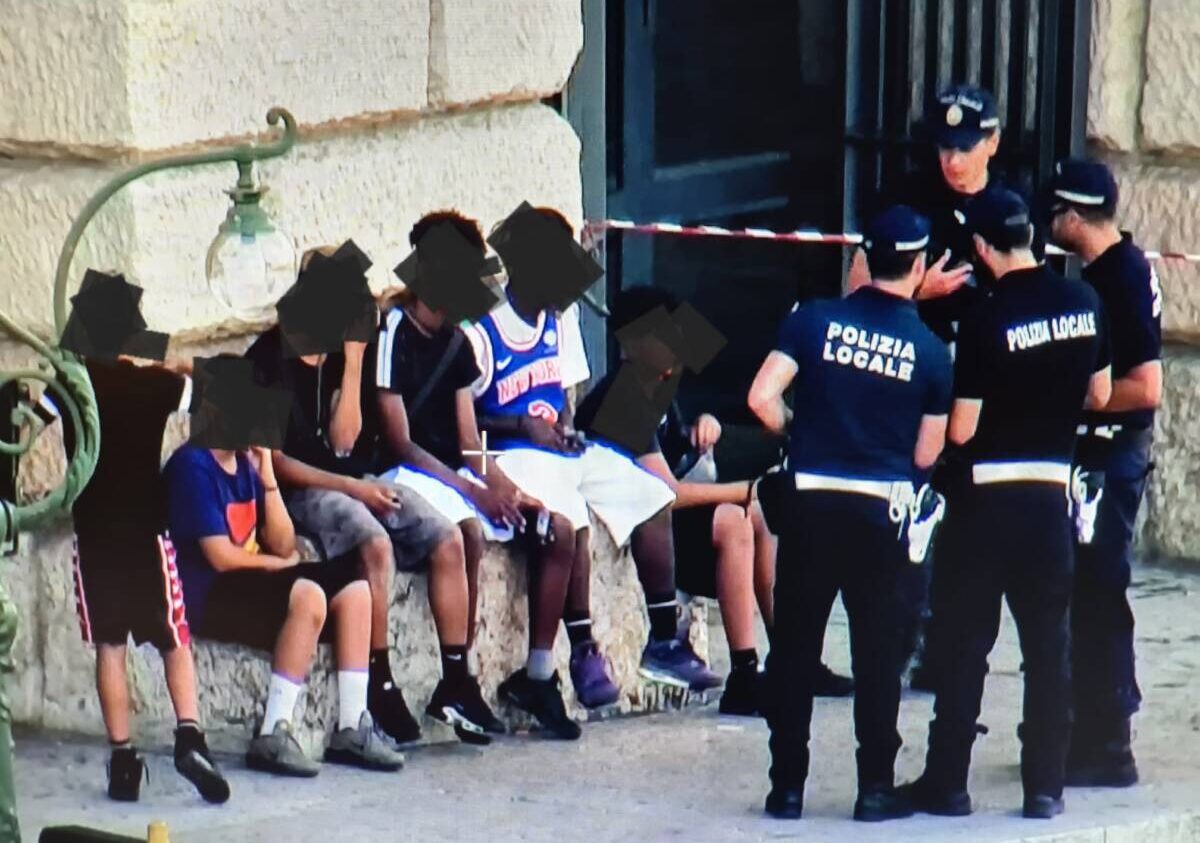 Controlli in piazza Bra Verona