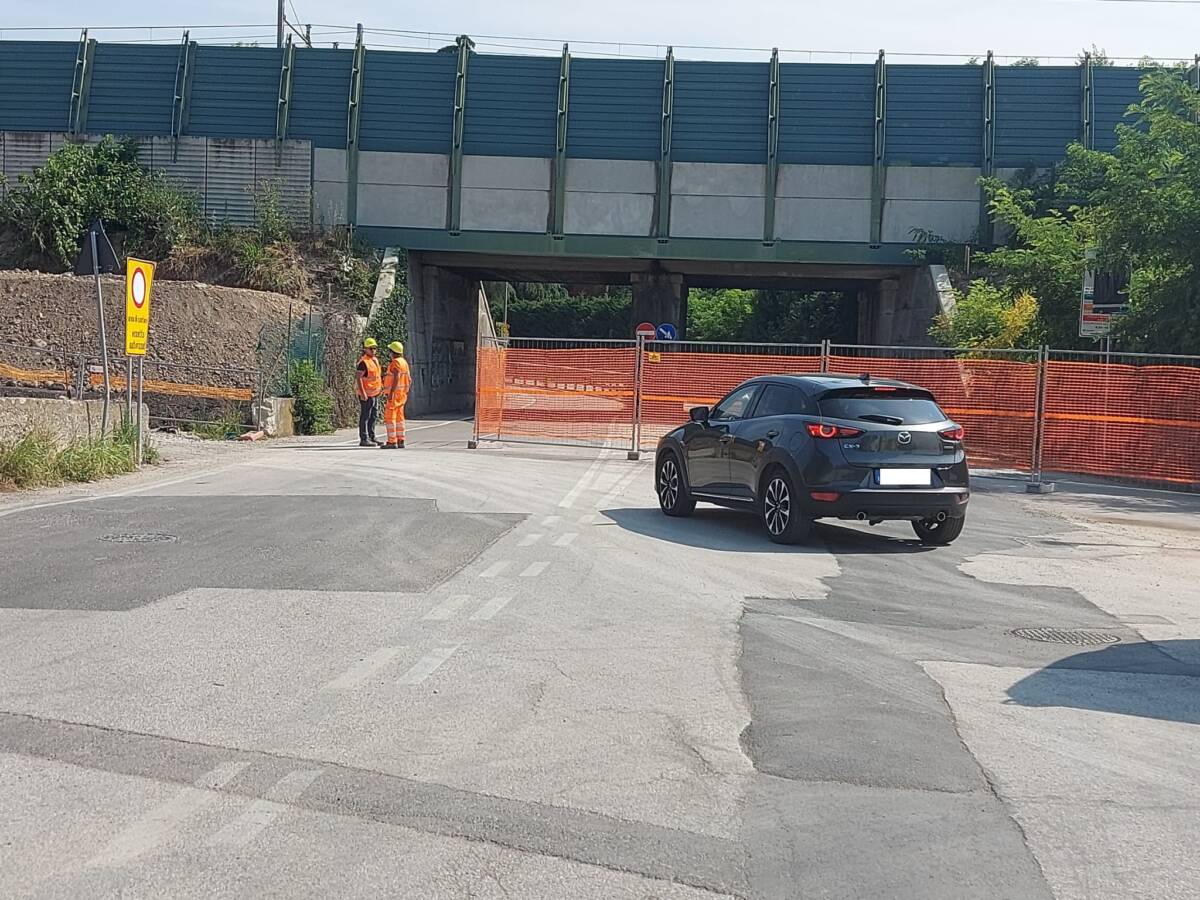 La chiusura del sottopasso di via Bernini Buri